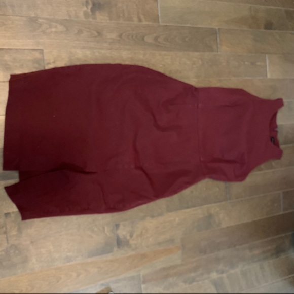 Banana republic midis dress slight slit burgundy - Picture 2 of 11